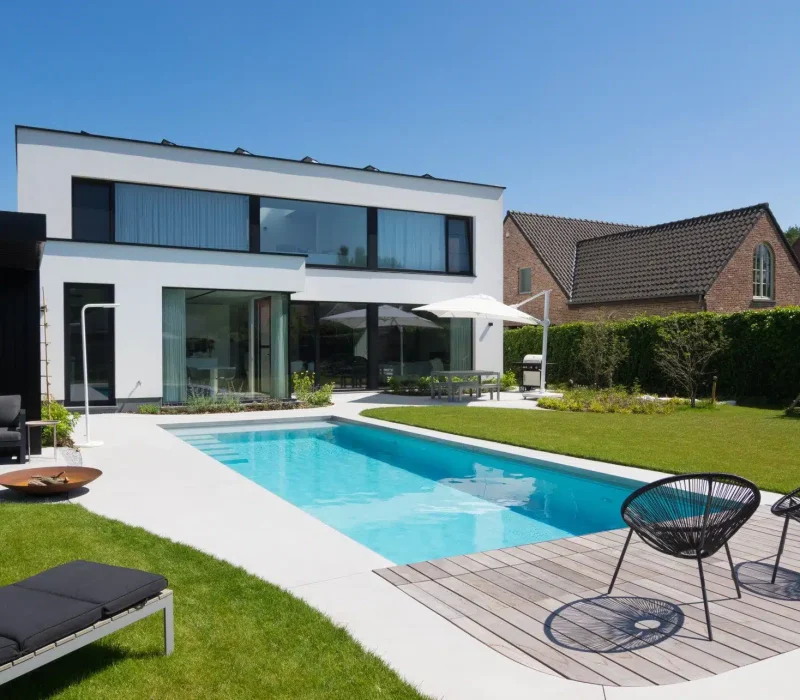 LPWPools_LaPlage11PearlGrey_CovrexStaalgrijs6-1920w